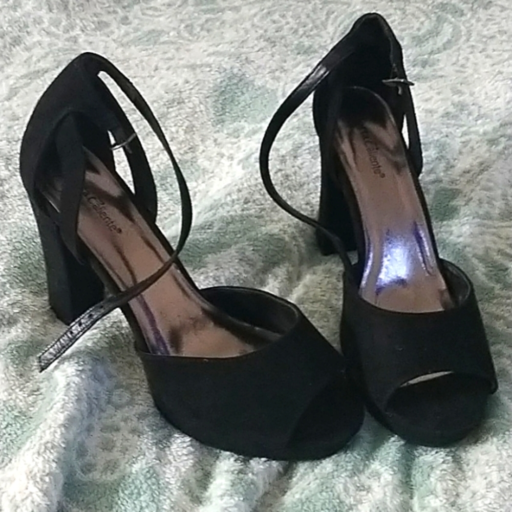 Black Chunky heel